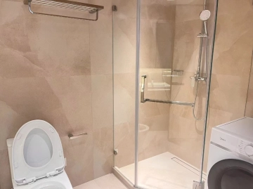 Rm 704 No 14 Jian Wai SOHO West(6)