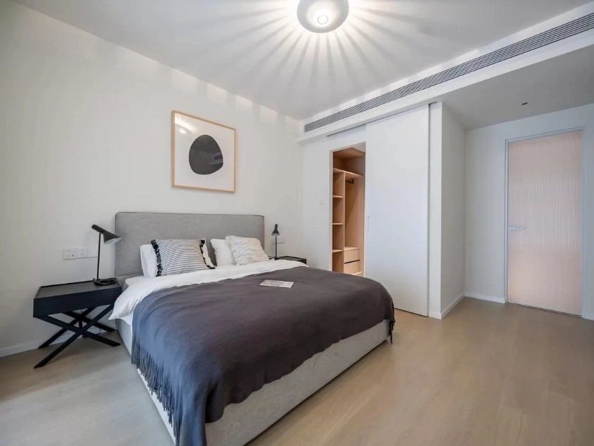 Rm 712 Tower 东 Van Palace Apt(8)