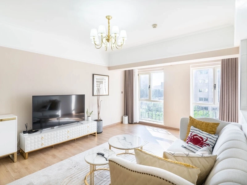 Rm 803 Unit E Chateau Regency I(2)