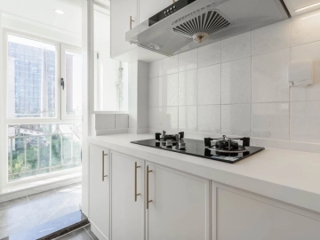 Rm 803 Unit E Chateau Regency I(5)