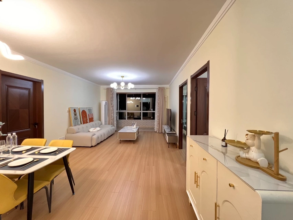 Rm 805 No 3 Fuli City B East