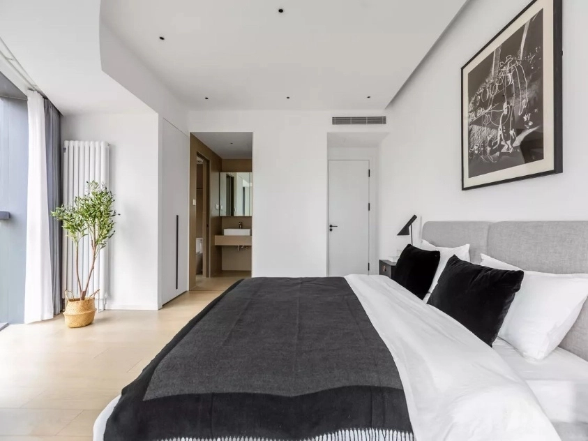 Rm 808 No 17 Sanlitun SOHO Apt(10)