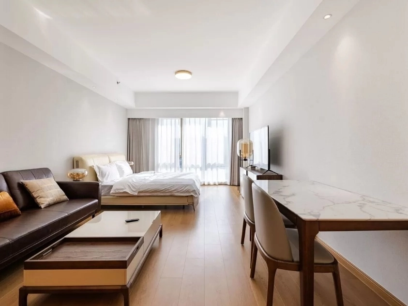 Rm 809 No 6 Guangqu Jinmao Palace East