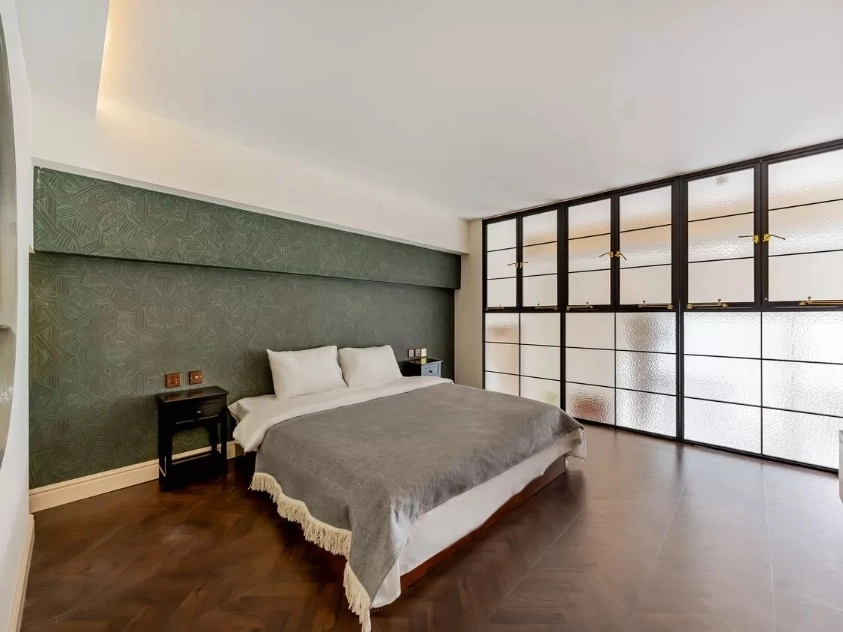 Rm 819 Bld D Chateau De Luze Apt(11)