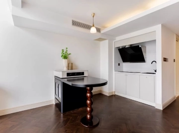 Rm 819 Bld D Chateau De Luze Apt(10)