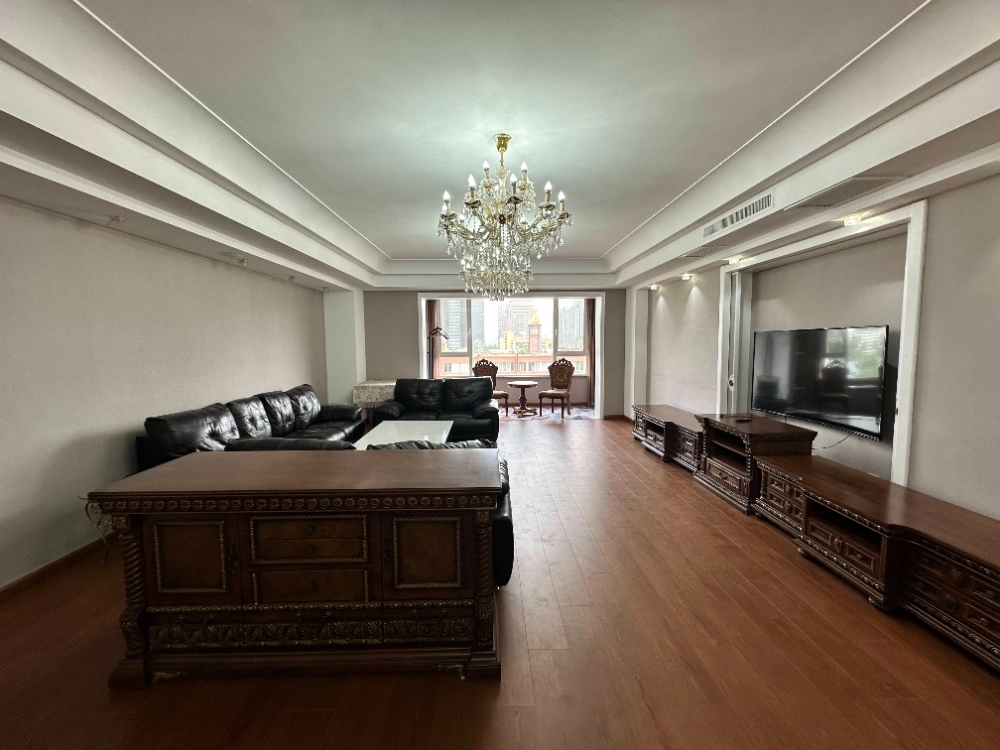 Rm 903 No 2 Yi He Int'l Center Apt