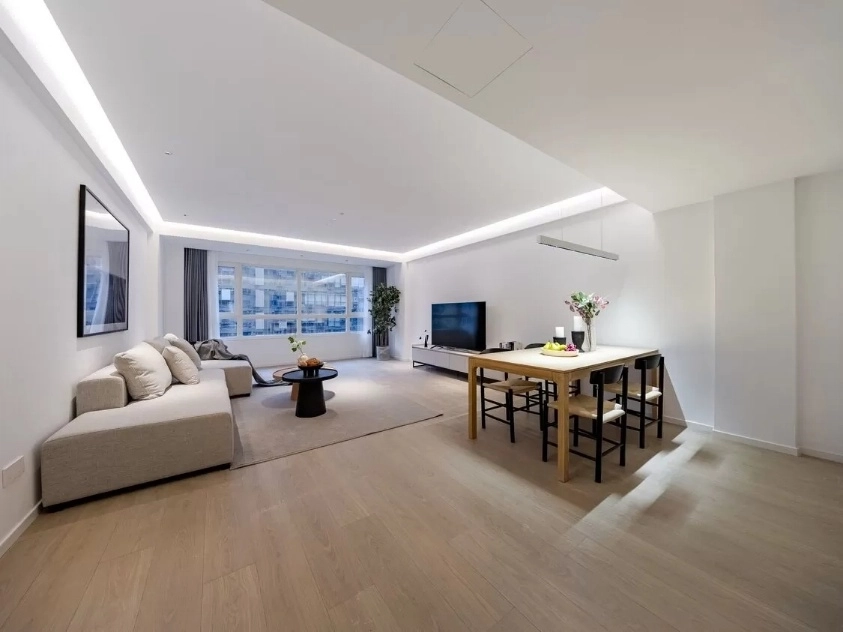 Rm 904 Unit 5 No 3 Jing Chen Int'l Apt(2)