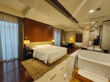 Standard 1-bdr Apt Marriott Executive Apts(4)