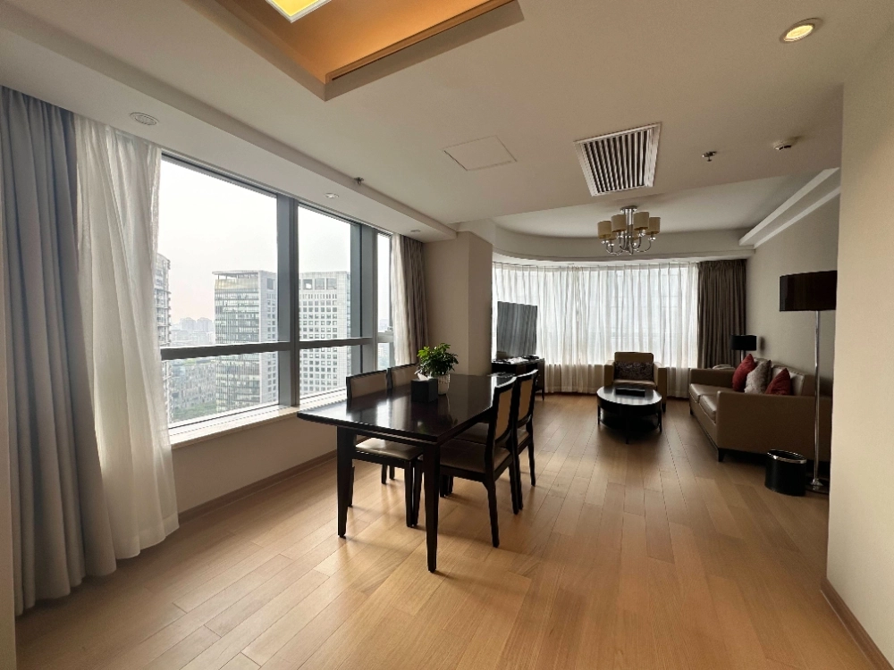 Standard 1-bdr Suite Millennium Residences(3)