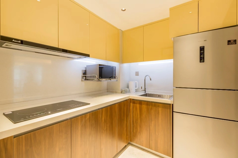 Standard 1-bdr Unit B&C Lido Apartment(5)