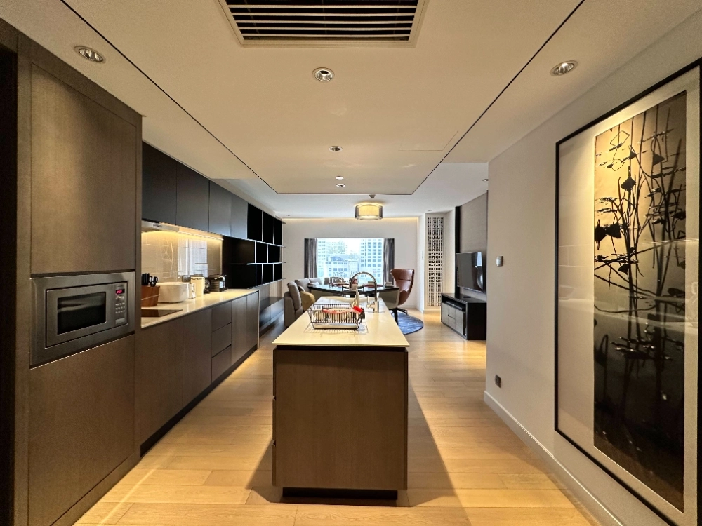 Standard 1-bdr Unit China World Hotel Residences(2)