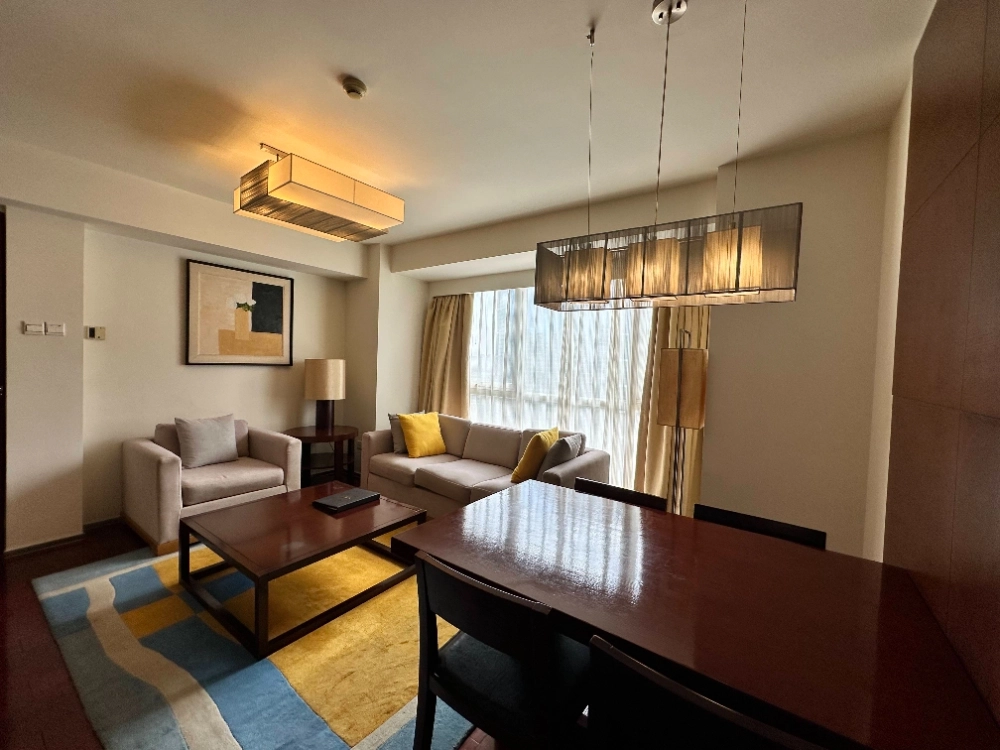 Standard 1-bdr Unit Oak Chateau(2)
