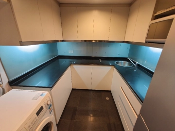 Standard 1-bdr Unit Oriental Plaza(2)