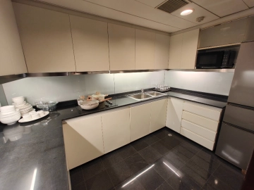 Standard 2-bdr Corner Unit Oriental Plaza(4)