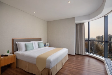 Standard 2-bdr Deluxe Ascott Raffle City Beijing(6)