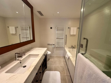 Standard 2-bdr Deluxe Kerry Residence Beijing(7)