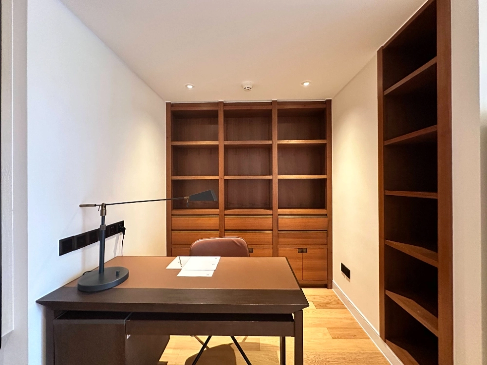 Standard 2-bdr Deluxe Kerry Residence Beijing(10)
