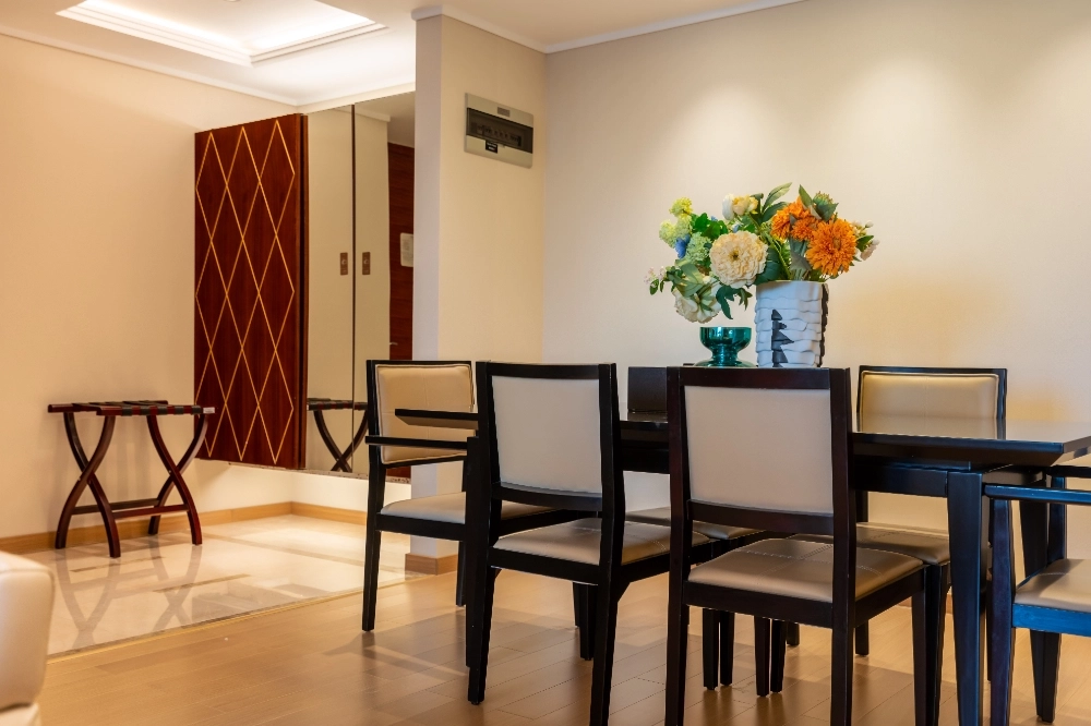 Standard 2-bdr Executive Millennium Residences(2)