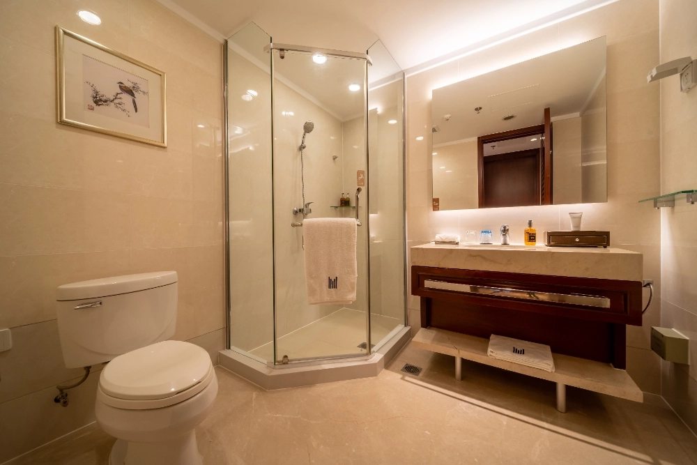Standard 2-bdr Executive Millennium Residences(7)