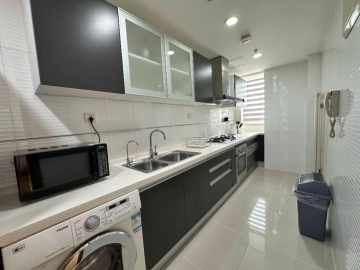 Standard 2-bdr Staged by T6 Millennium Residences(4)