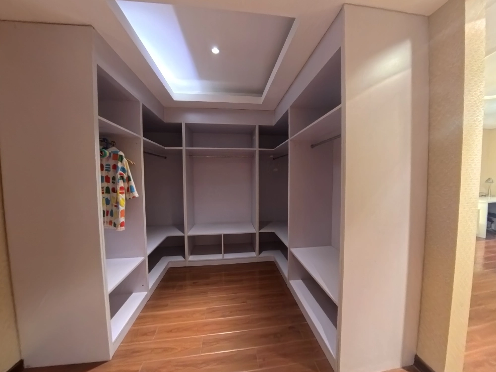 Standard 2-bdr Unit Bai Fu Yi Serviced Apt(14)