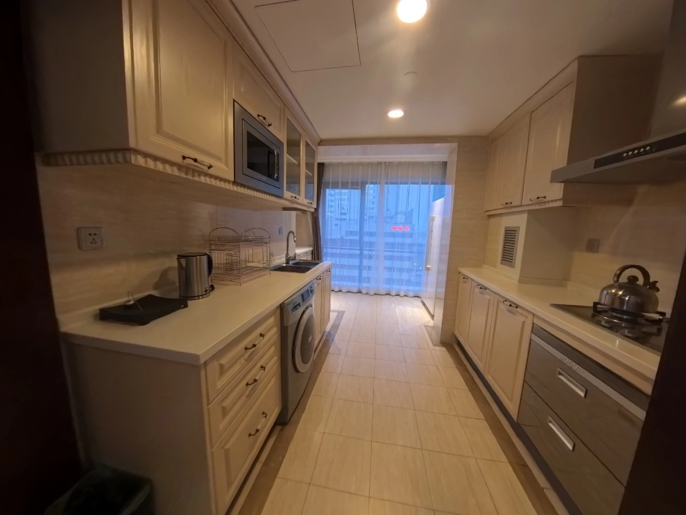 Standard 2-bdr Unit Bai Fu Yi Serviced Apt(4)