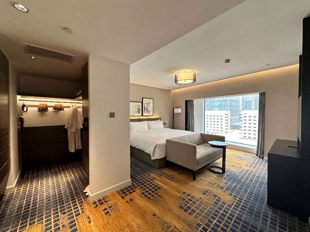 Standard 2-bdr Unit China World Hotel Residences(7)