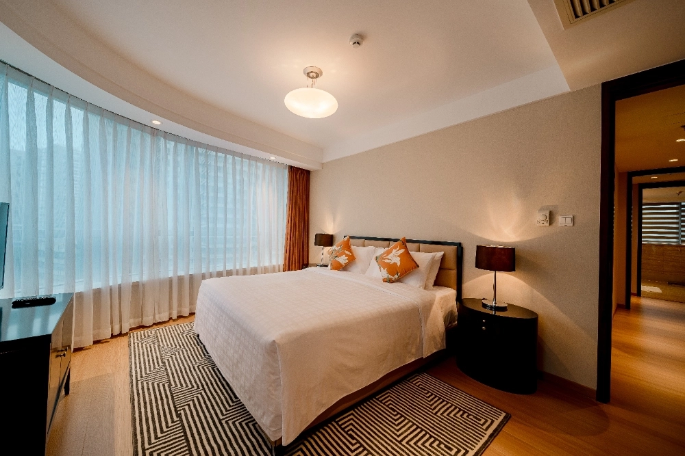 Standard 3-bdr Executive Millennium Residences(7)