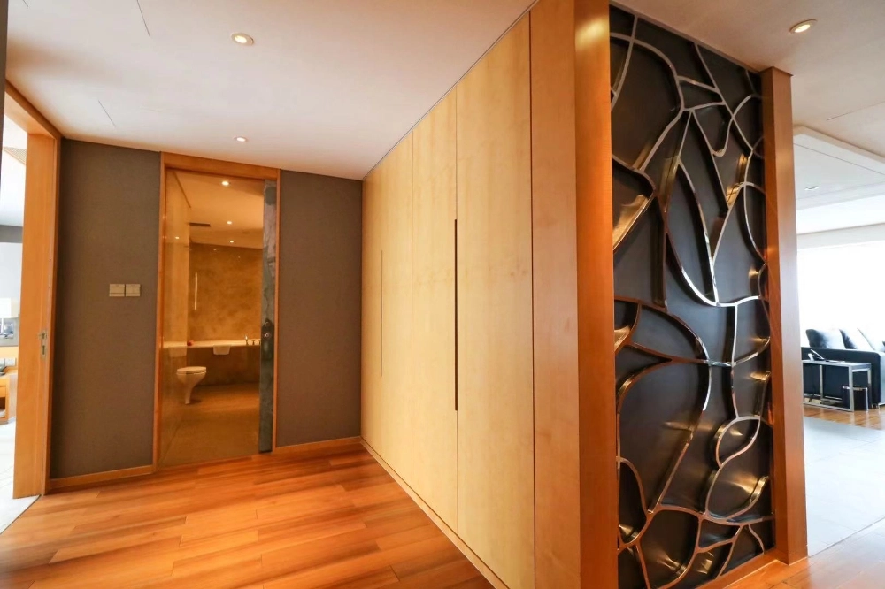 Standard 3-bdr Premier Ascott Raffle City Beijing(6)