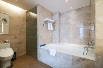 Standard 3-bdr Premier Ascott Raffle City Beijing(8)