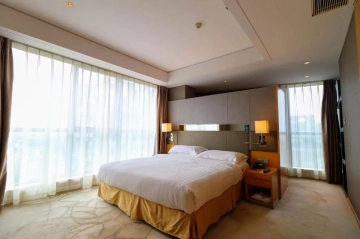 Standard 3-bdr Premier Ascott Raffle City Beijing(9)