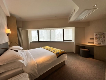 Standard 3-bdr Unit China World Apartments(17)