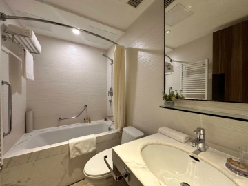 Standard 3-bdr Unit Kerry Residence Beijing(11)