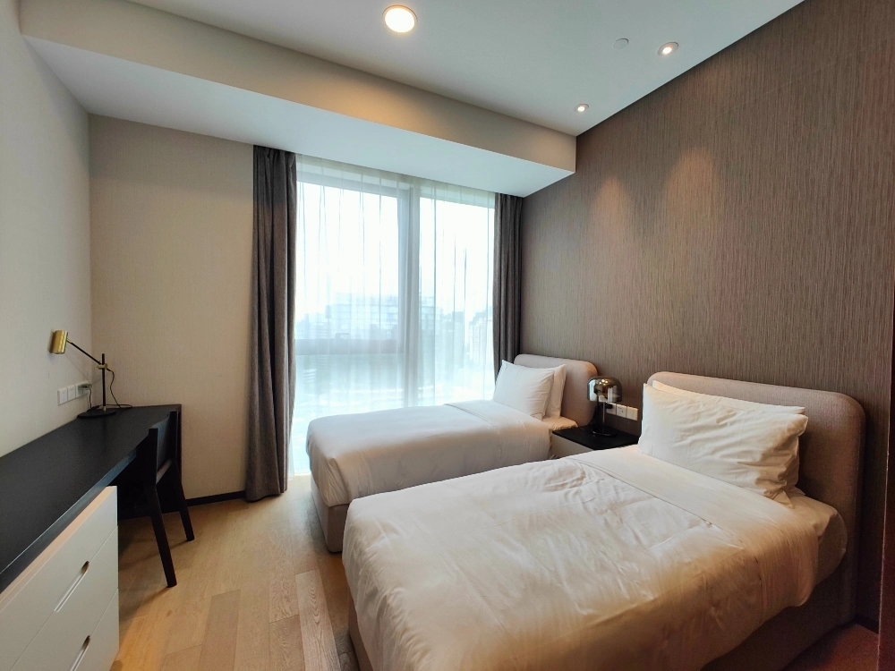 Standard 3-bdr Unit Youtha Suites(19)