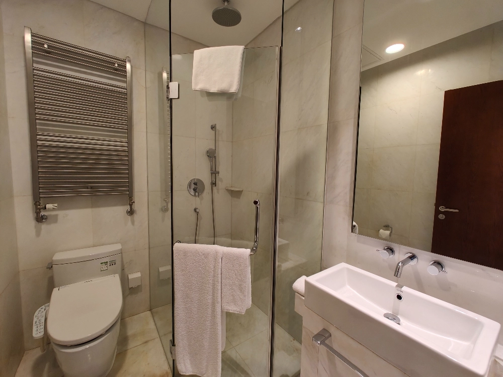 Standard 3-bdr Unit Youtha Suites(20)