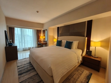 Standard Big 2-bdr Unit Oriental Plaza(6)