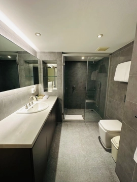 Standard Big 3-bdr Unit East Gate Plaza A(12)