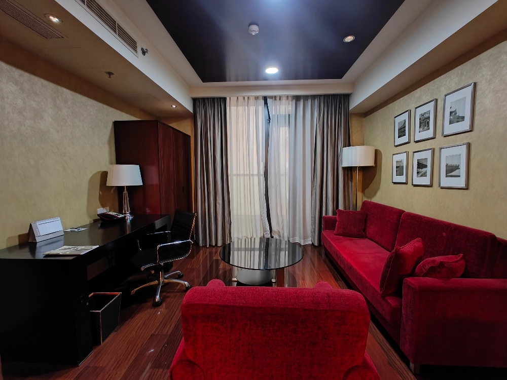 Standard Family 1-bdr Marriott Executive Apts(5)
