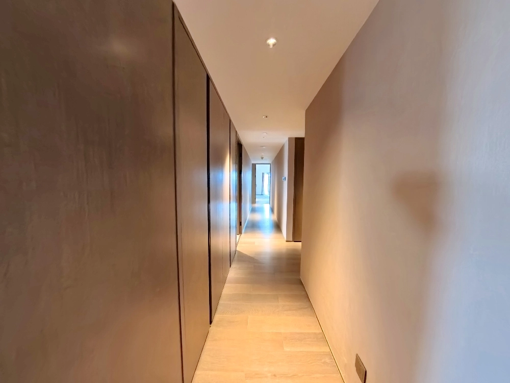 Standard M & P 4-bdr Premier China World Apartments(11)