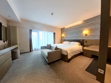 Standard M & P 4-bdr Premier China World Apartments(12)