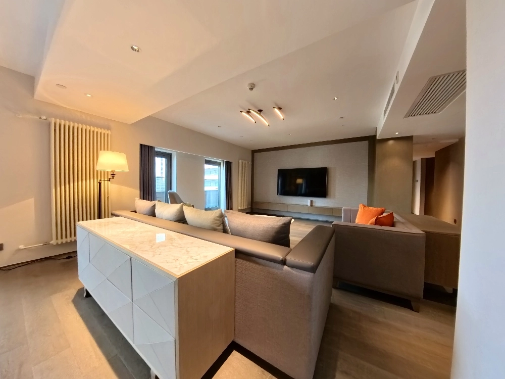 Standard M & P 4-bdr Premier China World Apartments(3)