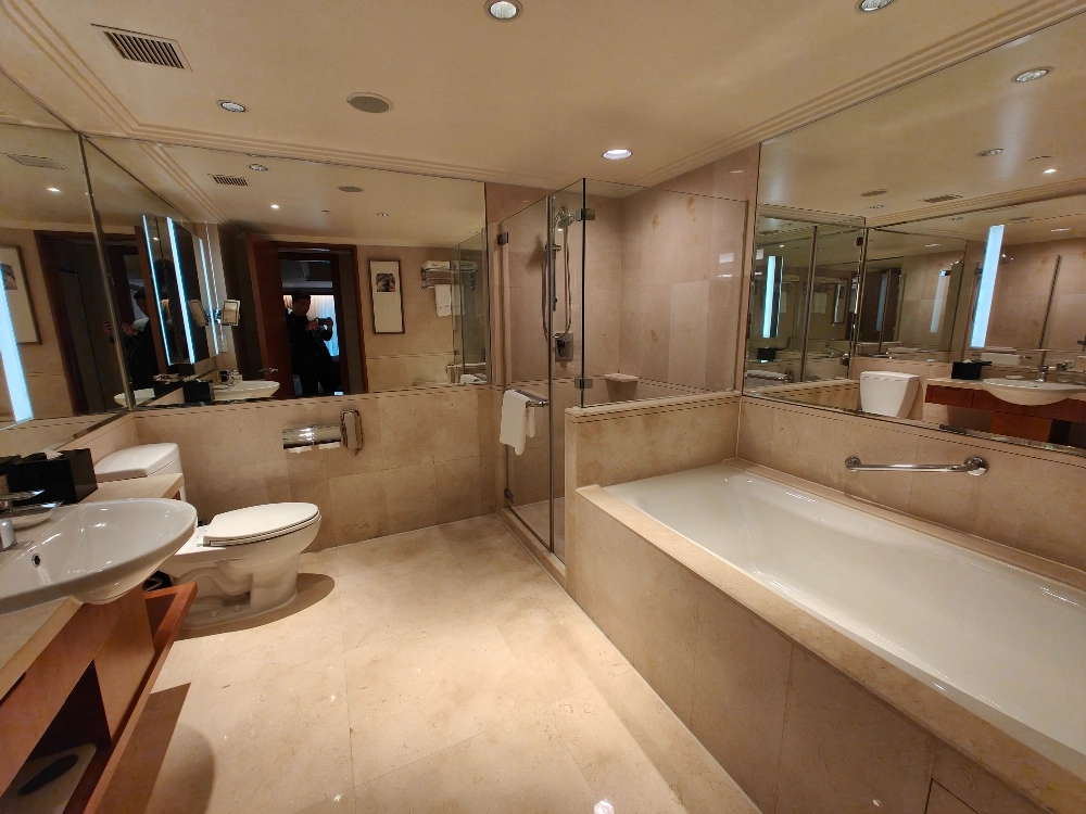 Standard Pacific Heights 1-bdr Unit Oriental Plaza(4)