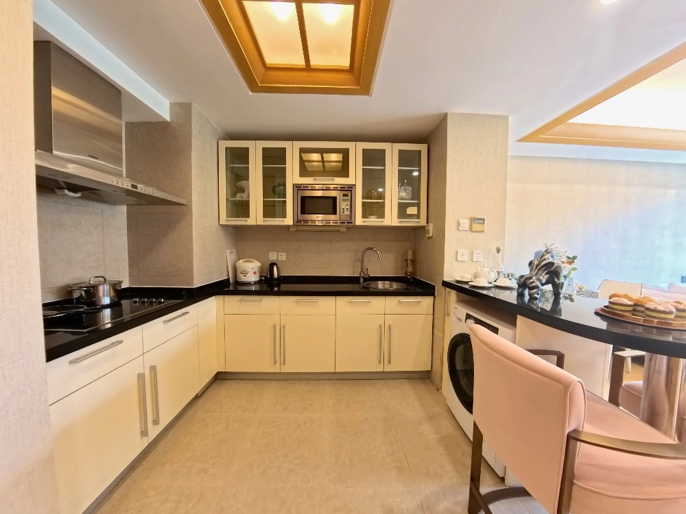 Standard Small 1-bdr Bloomage Suites(5)