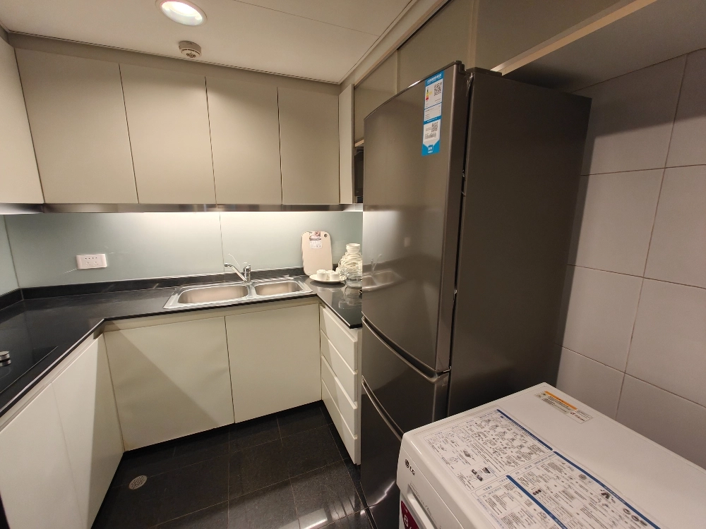Standard Small 2-bdr Unit Oriental Plaza(3)