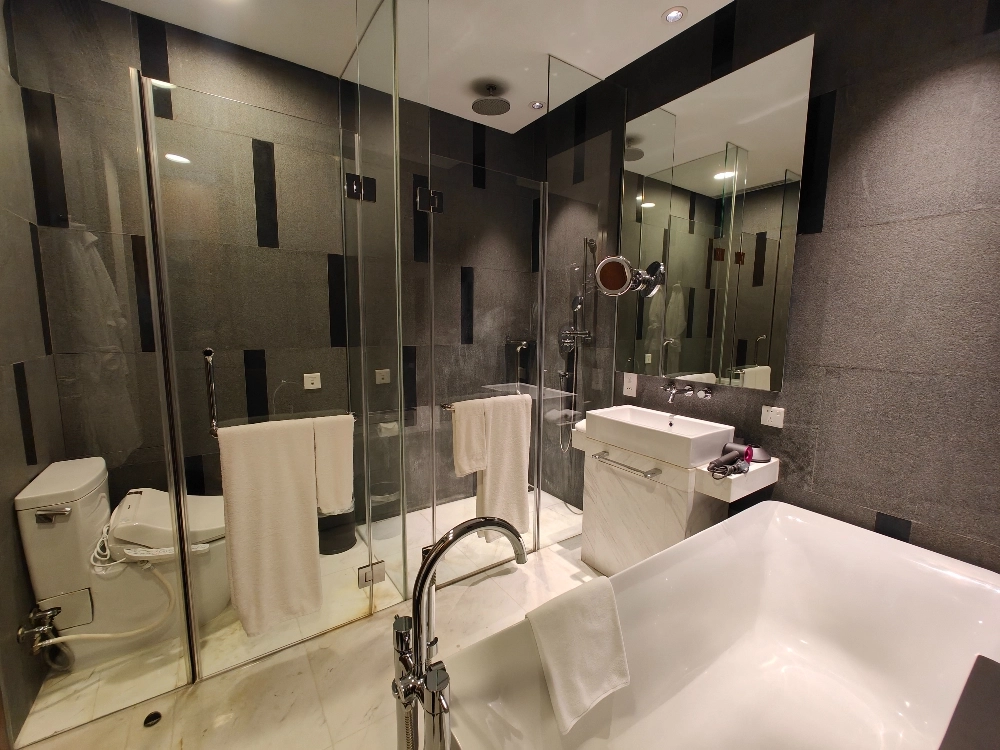 Standard Studio Youtha Suites(6)