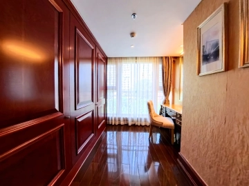 Standard Unit 03 Tower E Small 3-Bdr The Riverside Baroque Palace(7)