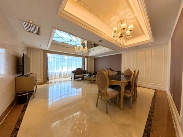 Standard Unit 08 Tower C Big 1-Bdr The Riverside Baroque Palace