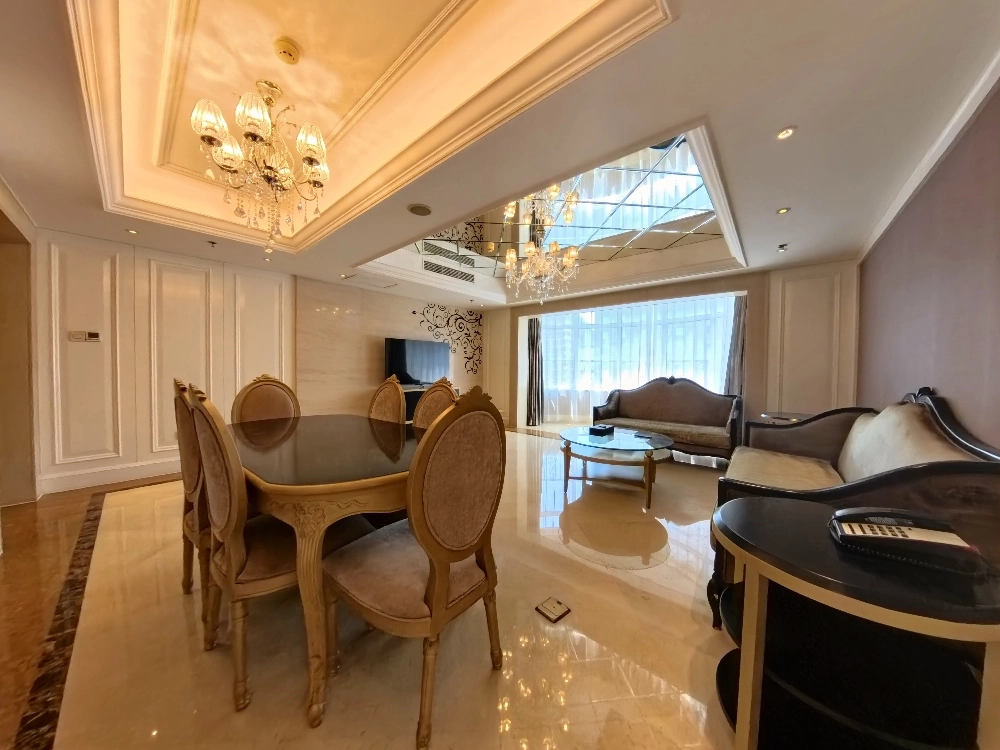 Standard Unit 08 Tower C Big 1-Bdr The Riverside Baroque Palace(2)