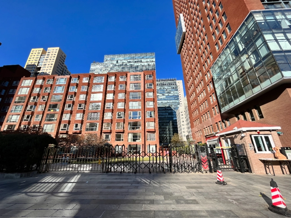 蓝堡国际公寓北区(2)