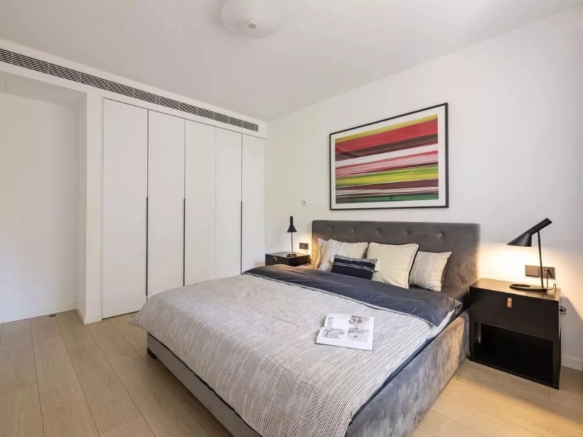 乐成国际8号1单元102室(8)